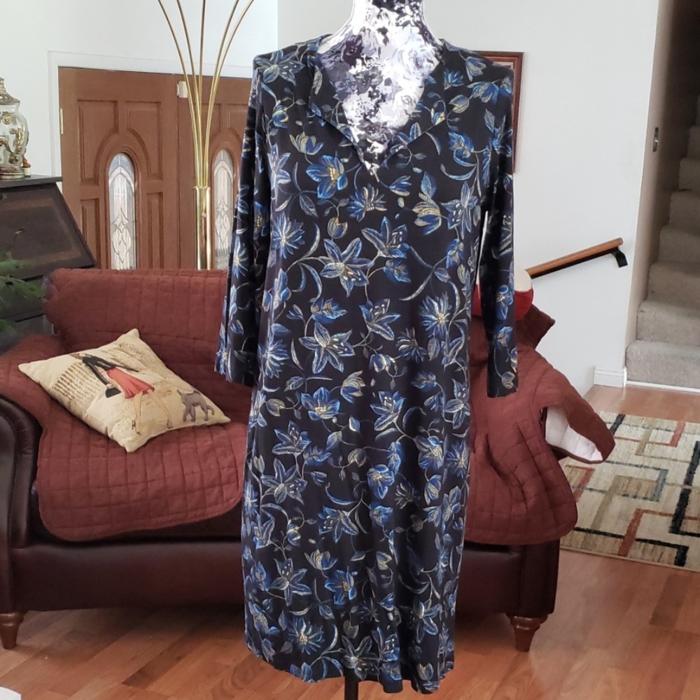 Karen Kane print shift dress